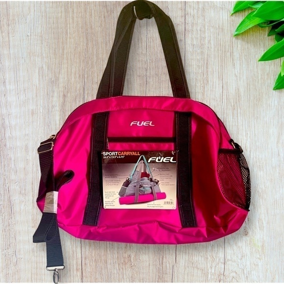 Fuel Sport Carryall Duffel For Gym, Fuel Performance Gym Bag (New) - Picture 1 of 5